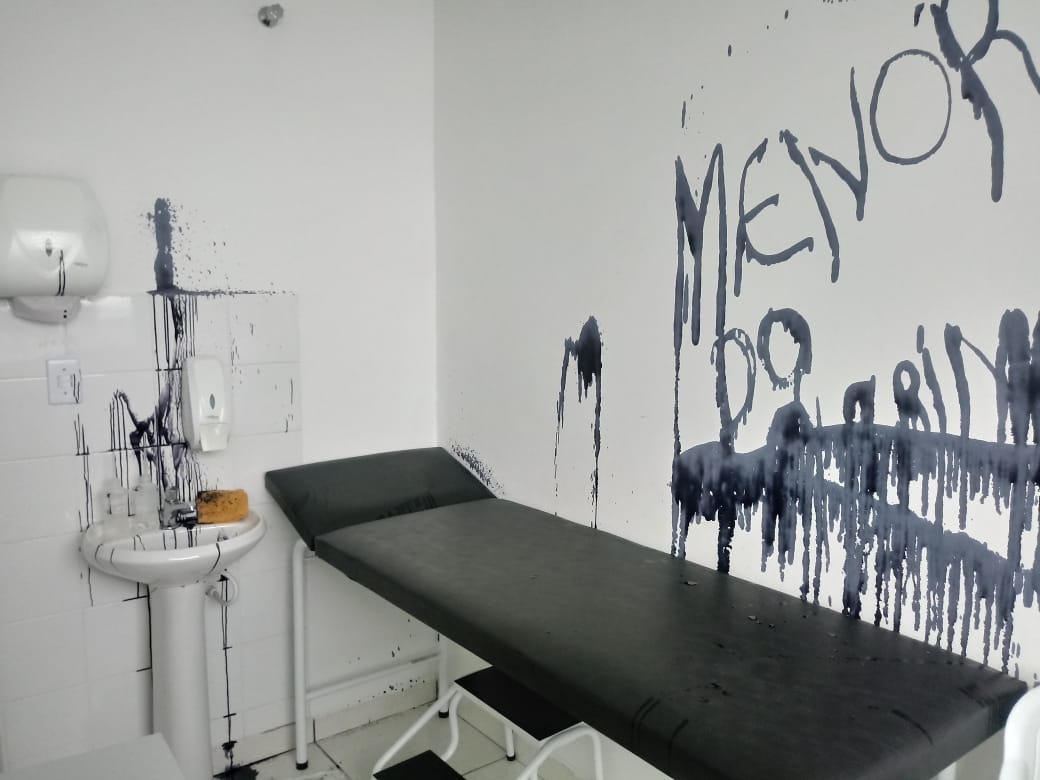 Vandalismo danifica UBS e deixa população sem atendimento
