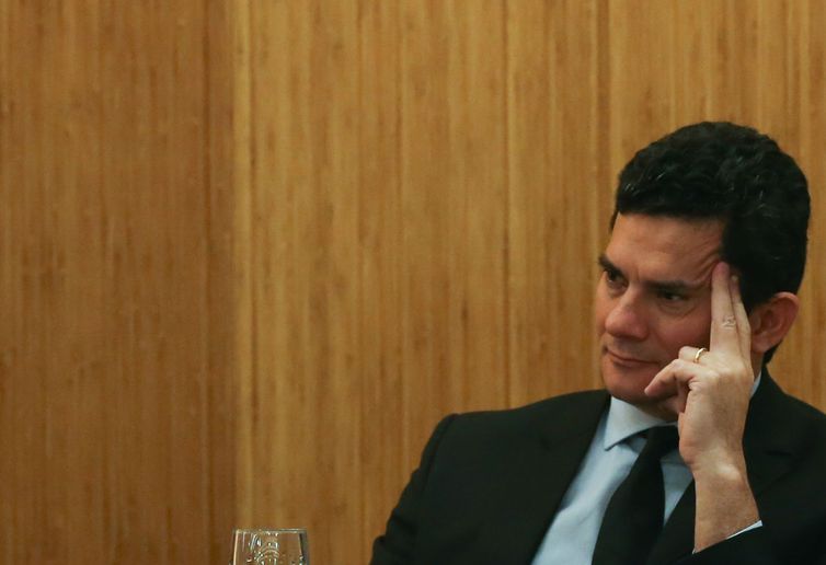 Veja trajetória de Sergio Moro, futuro ministro da Justiça de Bolsonaro