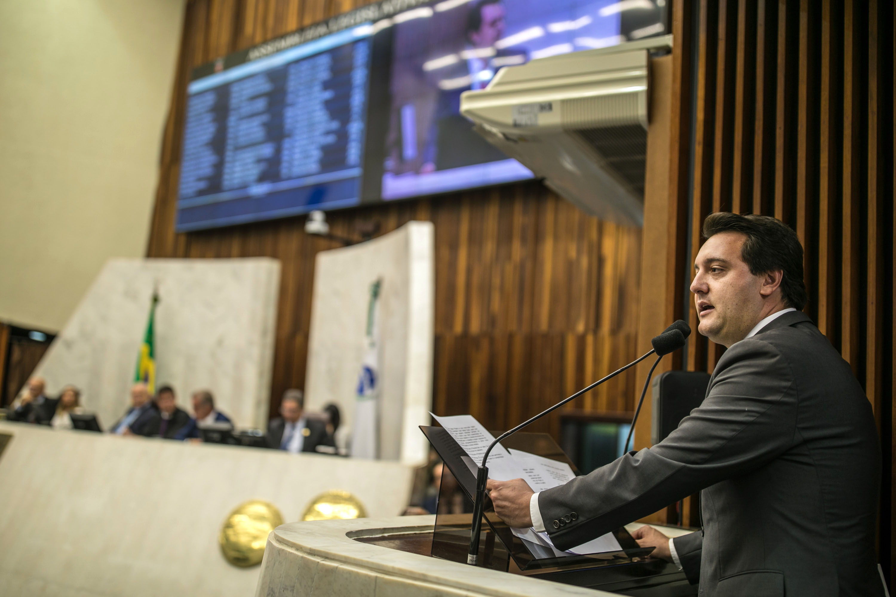 Ratinho Junior apresenta plano de governo à Assembleia Legislativa