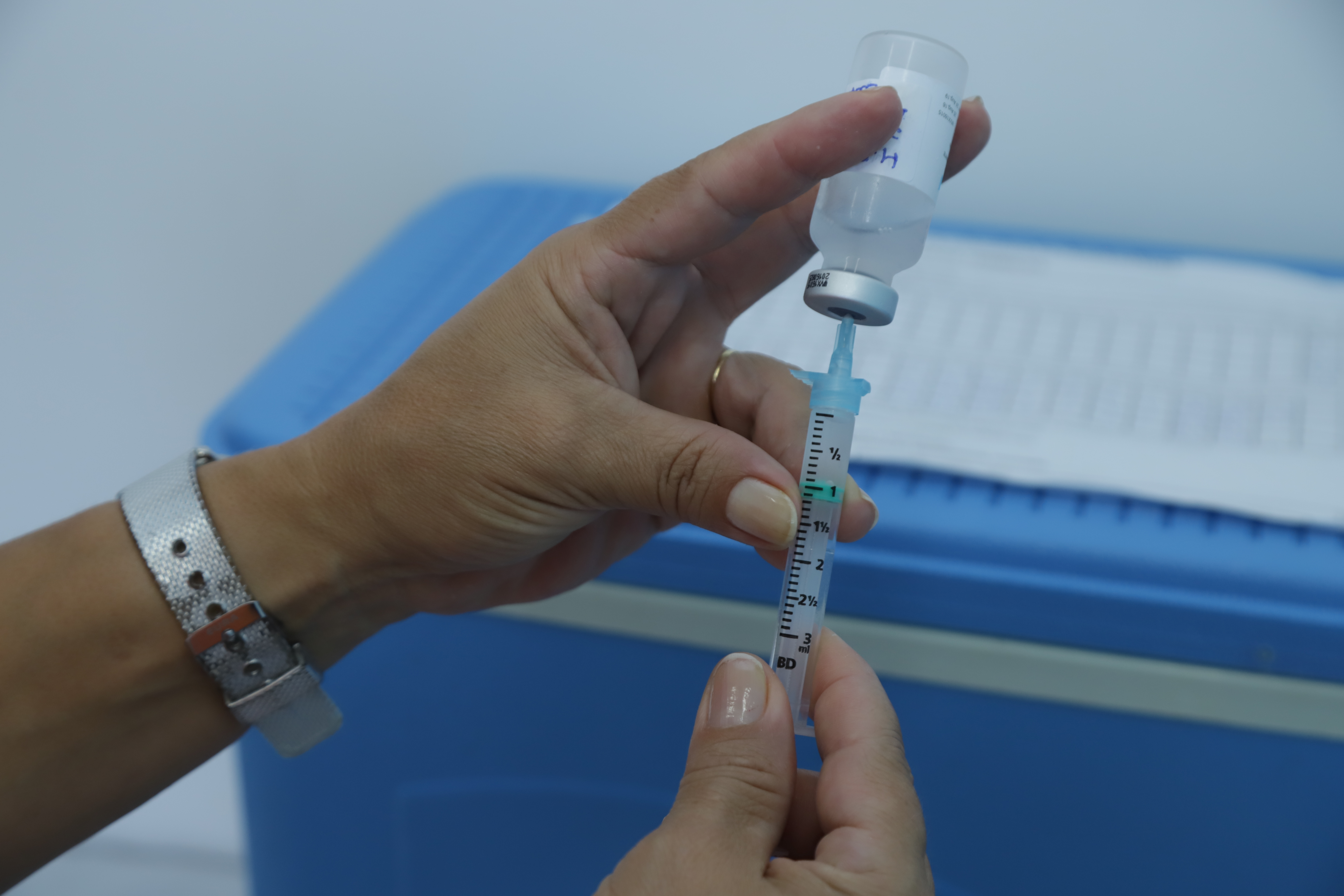 Vacinação contra sarampo tem foco em pessoas com idade entre 20 e 29 anos