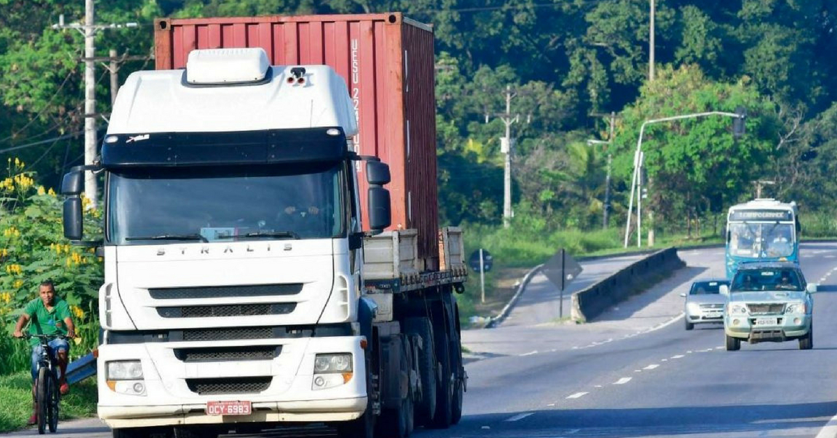 Governo anuncia R$ 500 milhões do BNDES para caminhoneiros autônomos