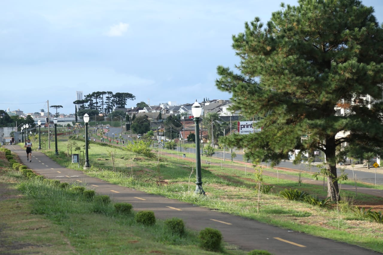Em obras: Parque Linear terá seis praças e pistas de caminhada
