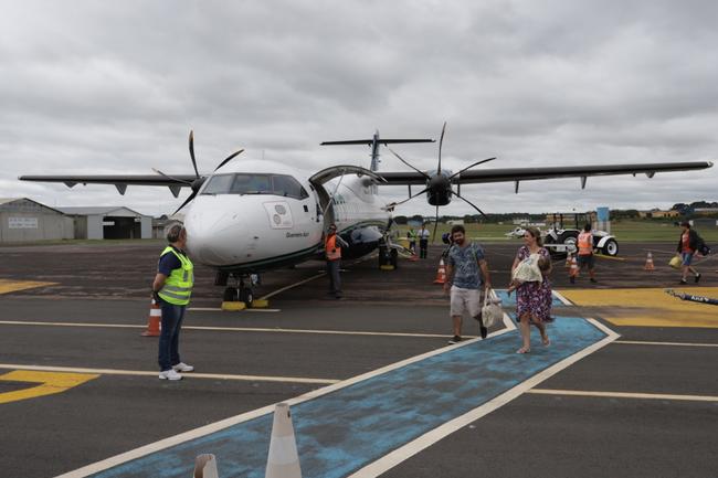 Ponta Grossa pleiteia voos a Foz do Iguaçu