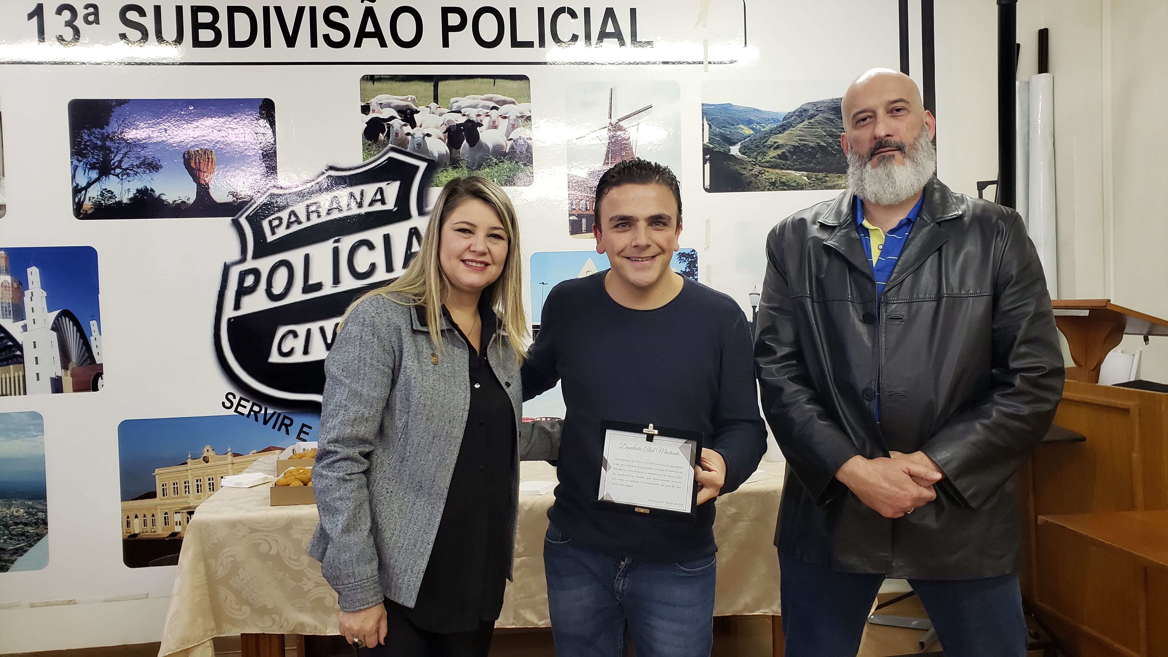 Aliel Machado recebe reconhecimento da Polícia Civil