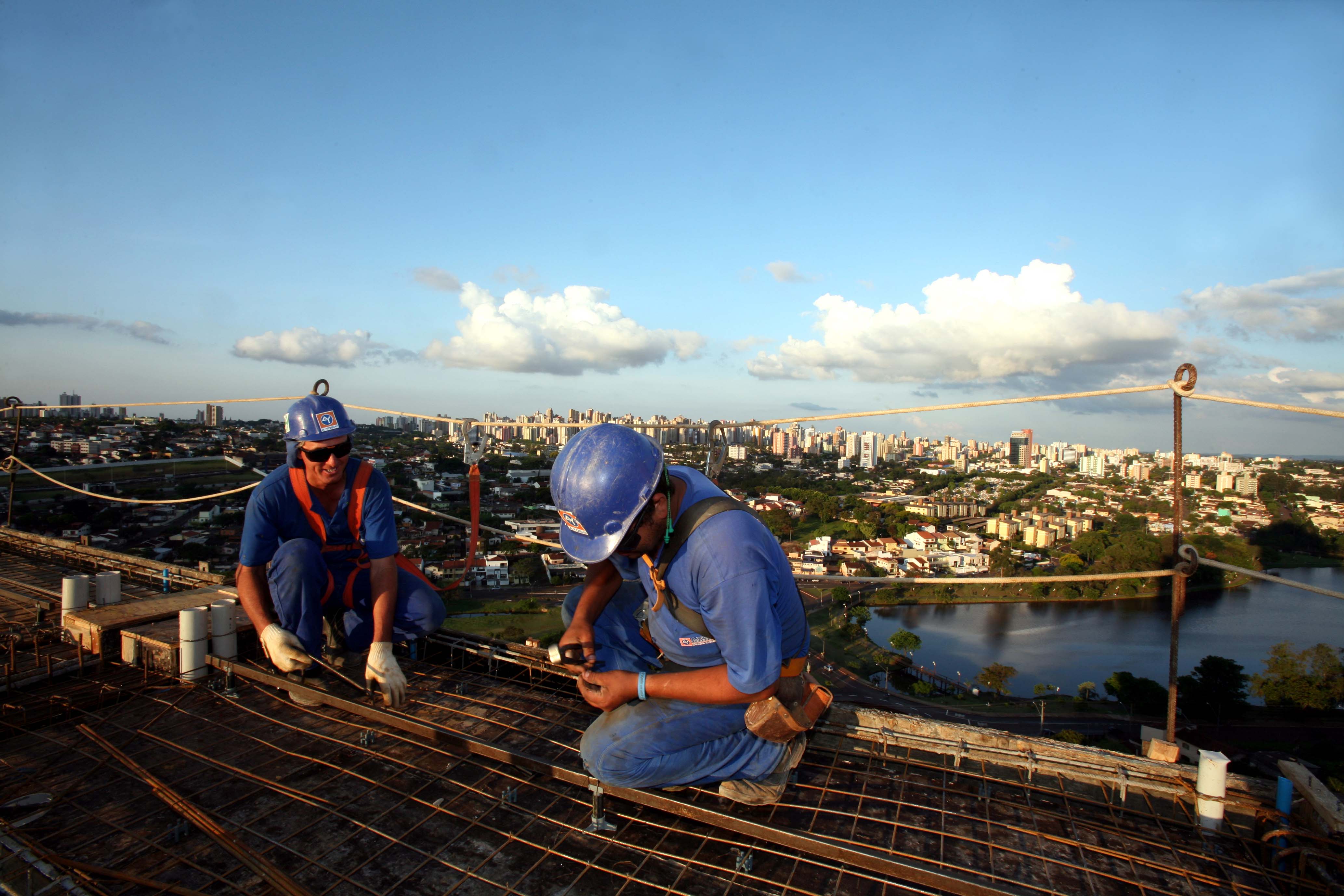 Paraná mantém crescimento de empregos e totaliza 40,5 mil em sete meses