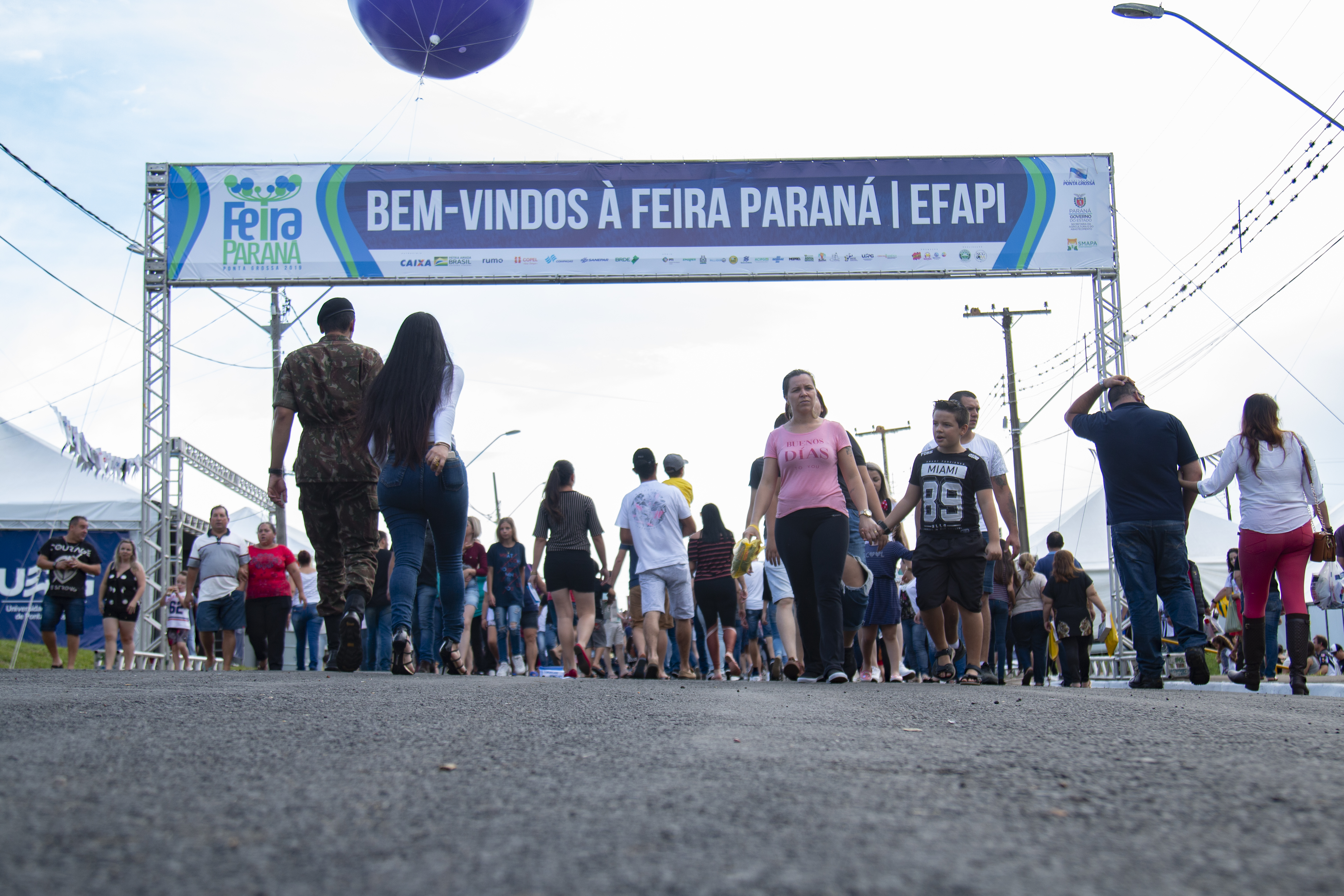 Feira Paraná recebe mais de 100 mil visitantes