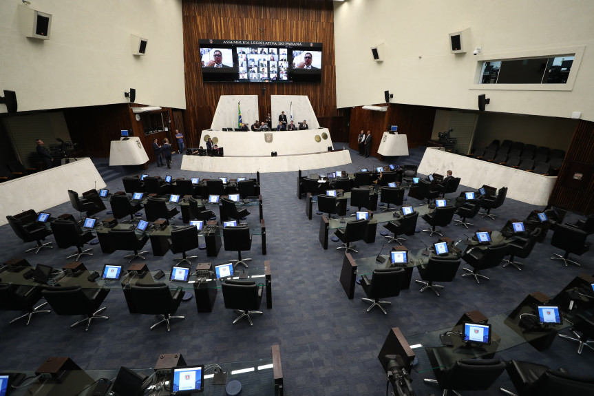 Assembleia tem 1ª sessão virtual e vota projeto de estado de calamidade pública