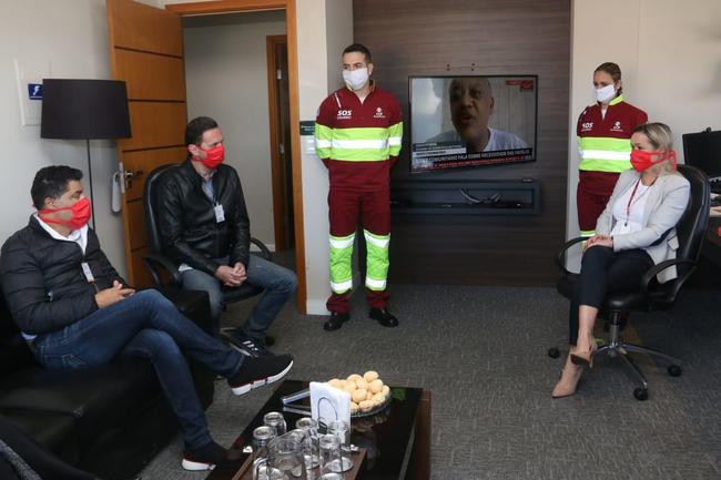 Prefeitura firma parceria para orientar e distribuir máscaras aos caminhoneiros