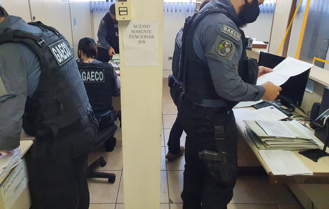 Gaeco cumpre 15 mandados em operação que apura crimes cometidos por servidores da Ciretran em PG