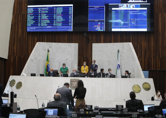 Assembleia aprova projeto que visa flexibilizar o uso de máscaras no Paraná