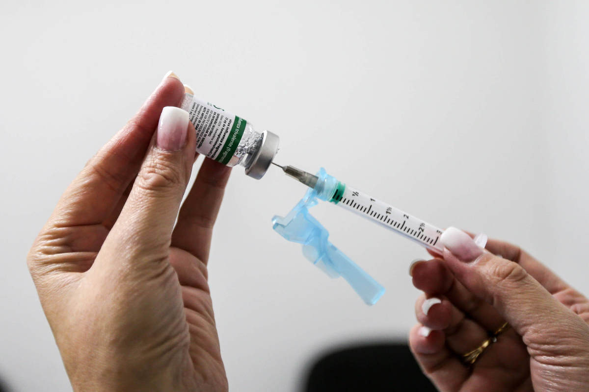 Campanha de vacinação contra a gripe começa nesta segunda (25) para 4,5 milhões de pessoas