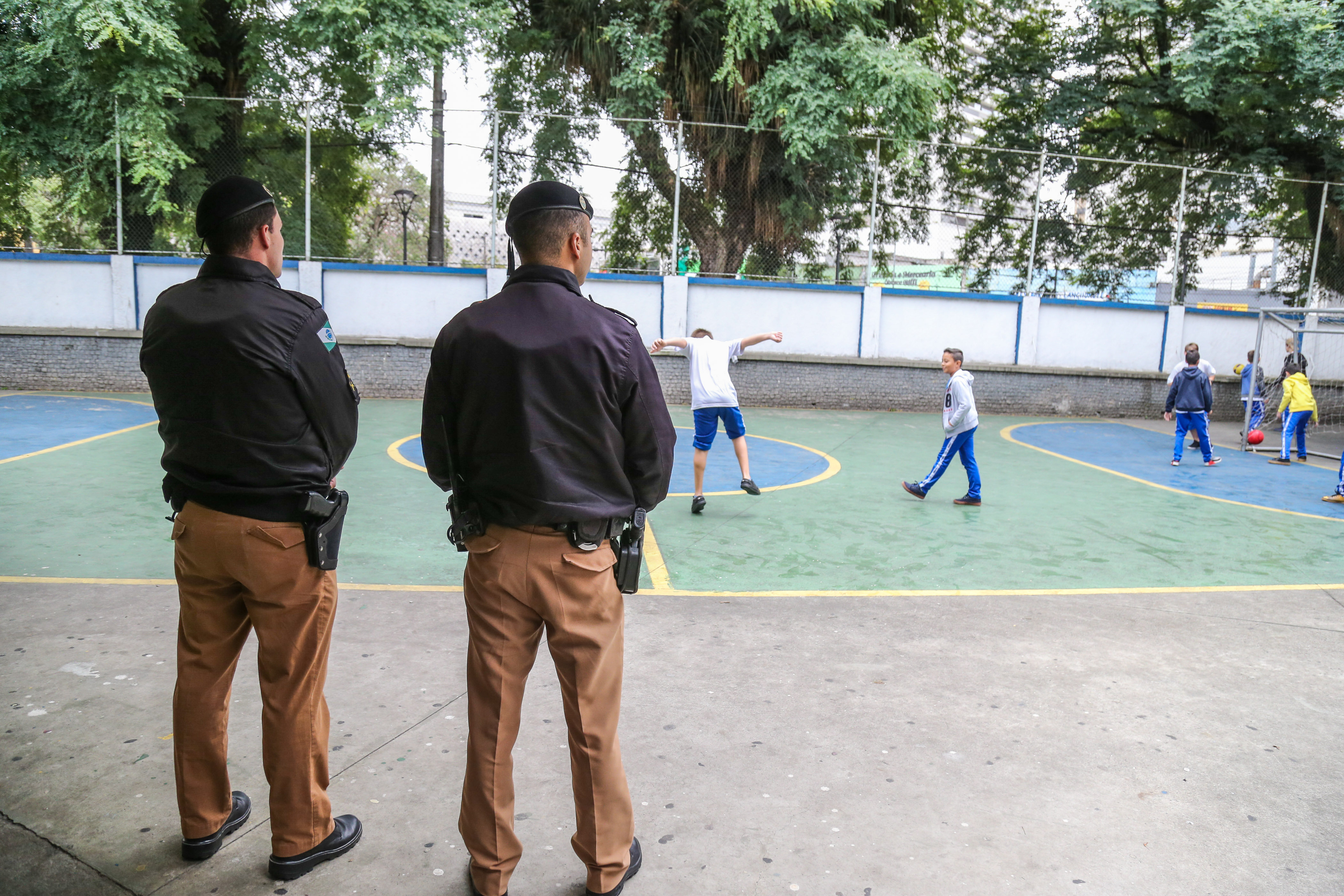 Começa a seleção de policiais que vão atuar nas escolas estaduais