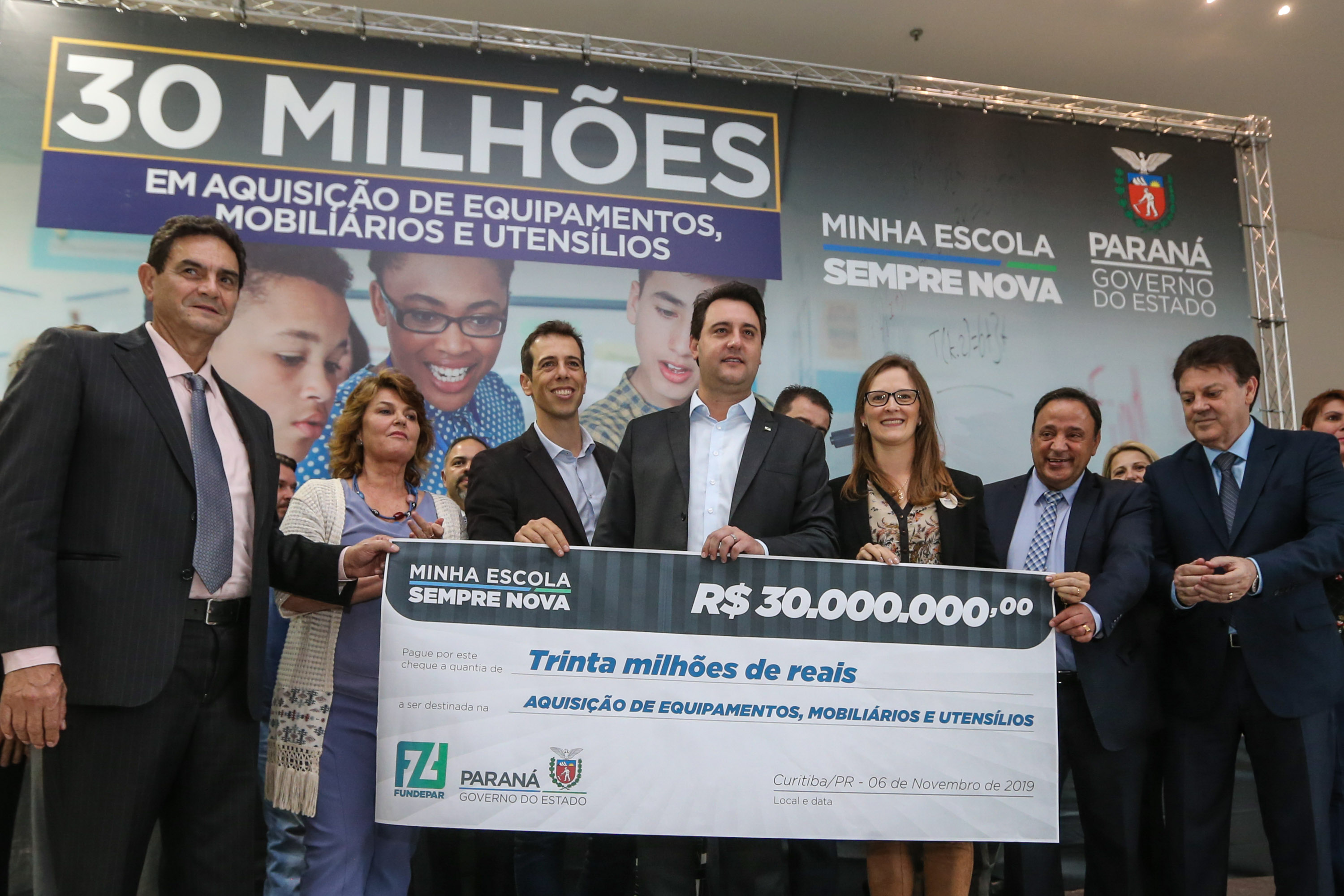 Governo investe R$ 30 milhões em equipamentos para escolas