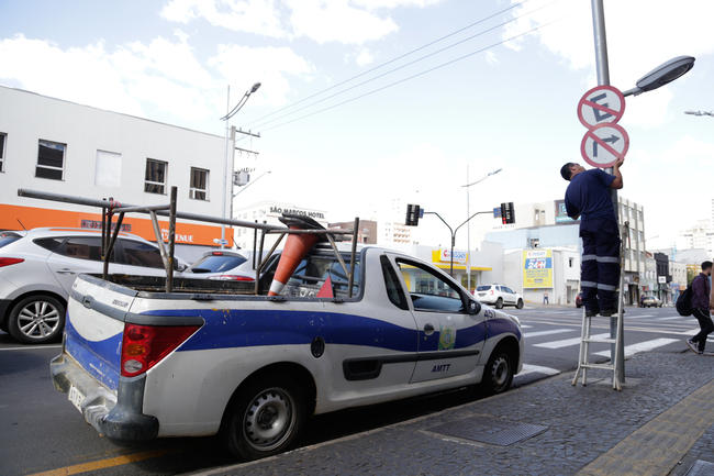 AMTT instala 875 novas placas de sinalização em Ponta Grossa