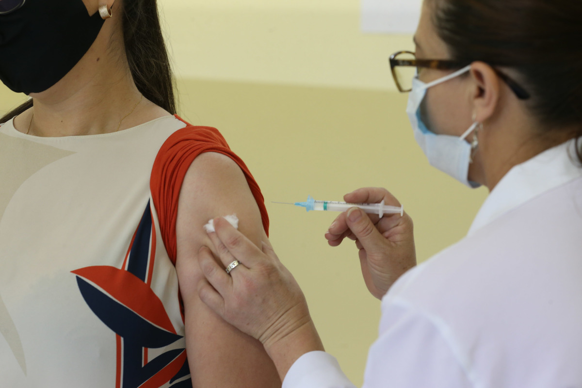 Saúde aplicou 83% das doses de vacinas enviadas aos municípios