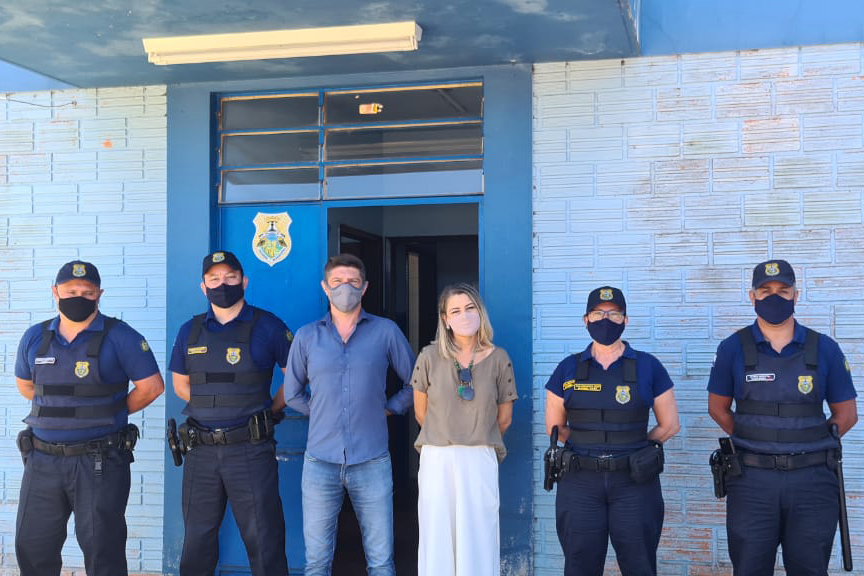 Base da GCM em Guaragi recebe visita do vice-prefeito e secretária de Segurança