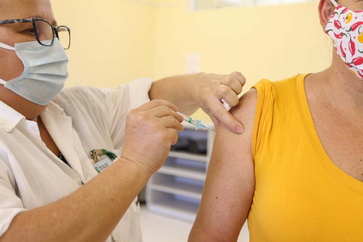 Paraná receberá novos lotes de vacinas com 167,3 mil doses