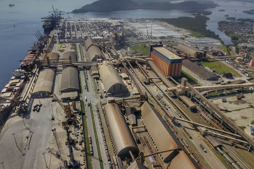 Porto de Paranaguá completa 86 anos de olho no futuro