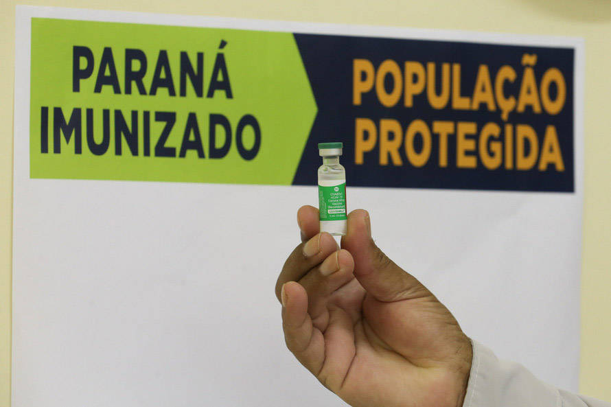 Paraná altera Plano de Vacinação e inclui imunizante Pfizer e grupos com comorbidades
