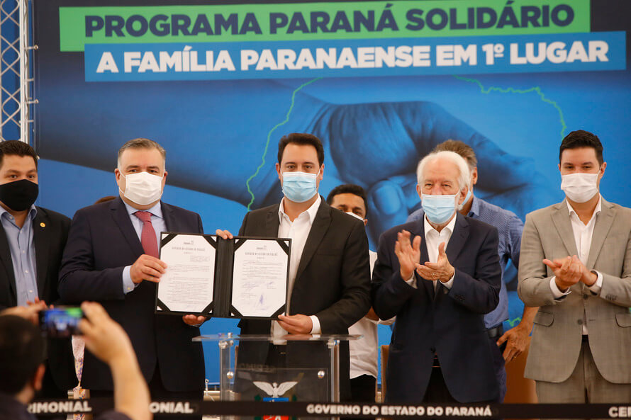 Ratinho Junior lança 'Paraná Solidário', pacote que amplia os benefícios sociais do Estado