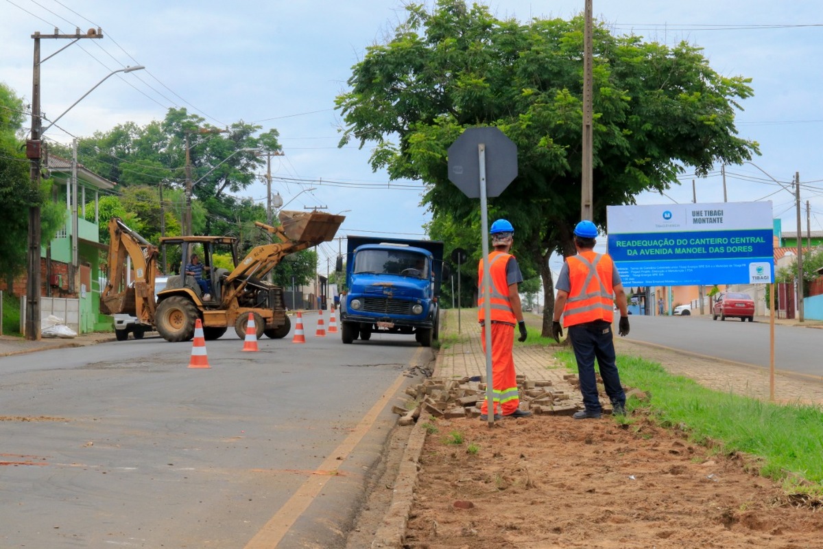 Obras em avenida exigem atenção dos motoristas em Tibagi