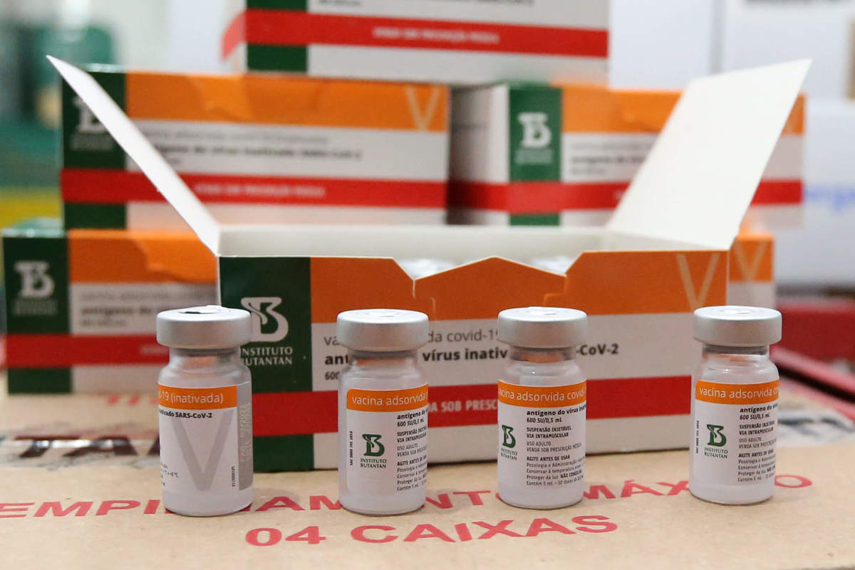 CoronaVac é incluída no plano de vacinação para crianças