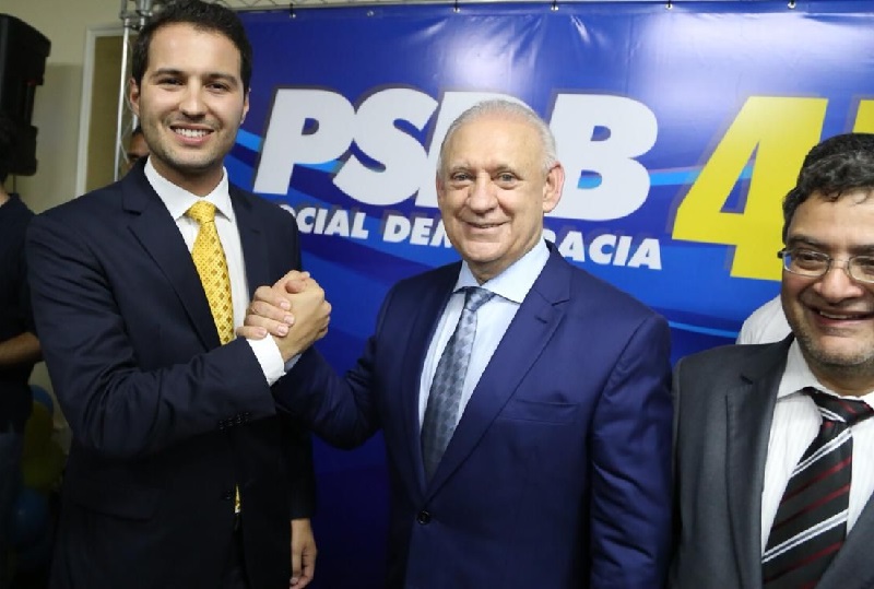 Pré-candidatura ao Governo do Paraná provoca debandada no comando do 'ninho tucano'