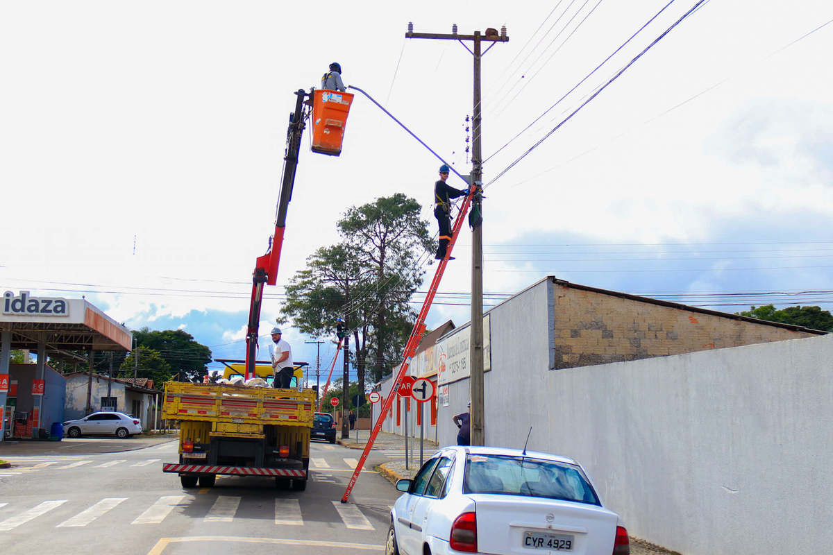 Tibagi inicia substituição de lâmpadas da iluminação pública