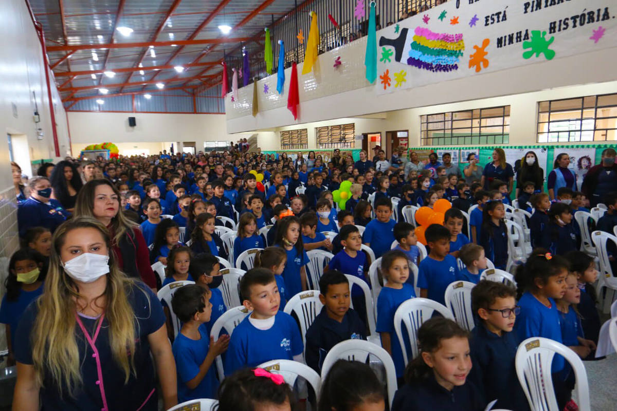 500 alunos: Elizabeth entrega ampliação da  Escola Faris Michaele