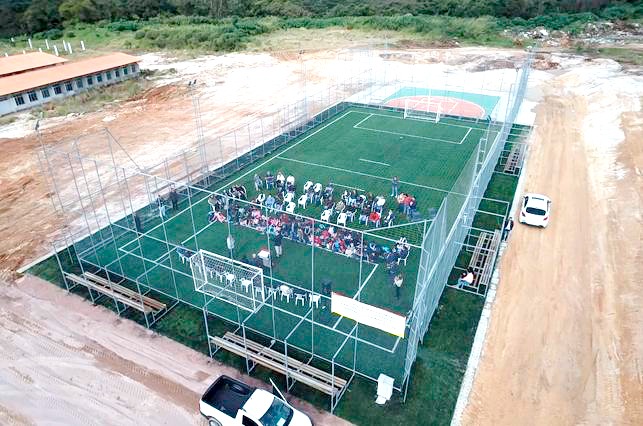 Mini arena de Esportes é inaugurada em Carambeí