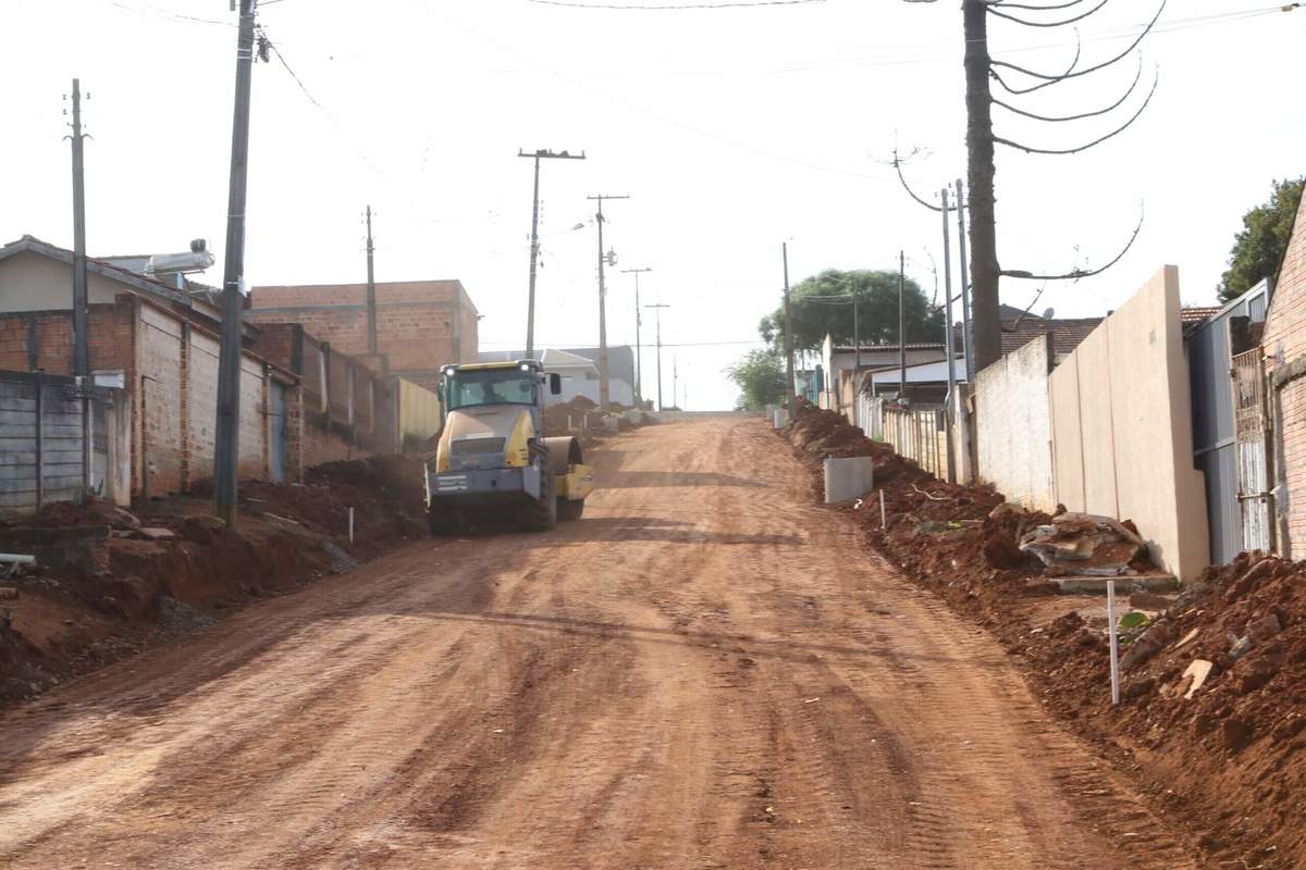 Prefeitura inicia obras de asfalto no Quero-Quero, Castanheiras e Santa Bárbara