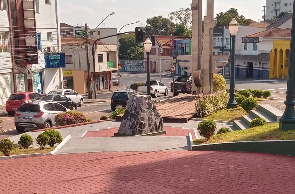 Mais duas praças são revitalizadas em Ponta Grossa