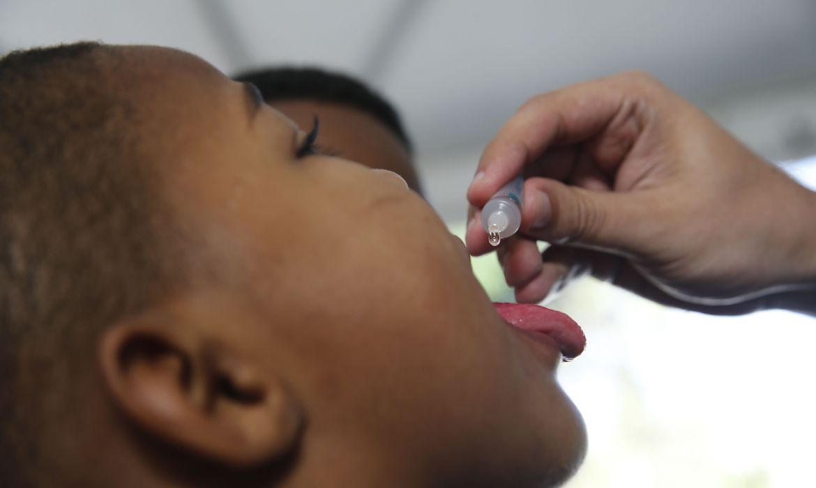 Campanha de vacinação contra a pólio termina nesta sexta (30)