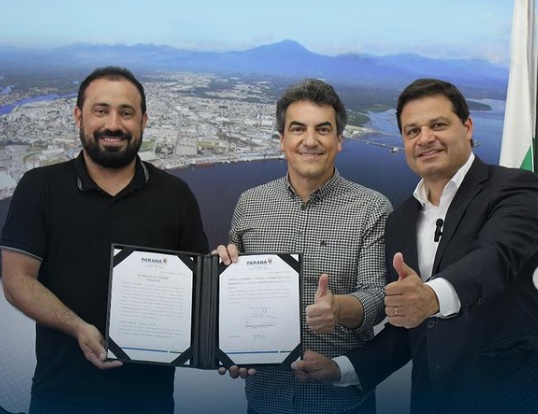 Henrique e Sandro Alex anunciam R$ 4 milhões para asfalto em Piraí do Sul