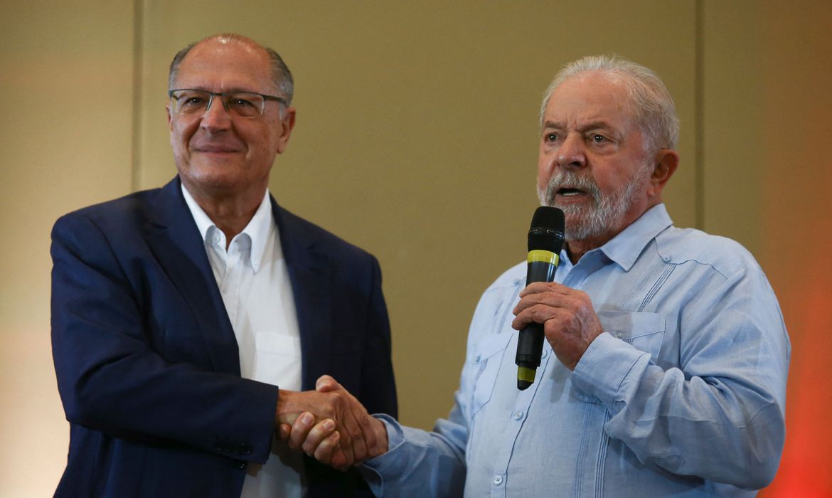 Lula e Alckmin serão diplomados até 19 de dezembro