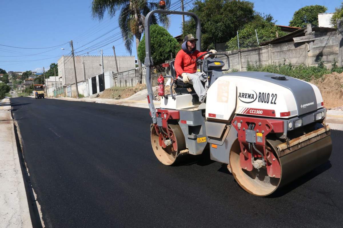 Maior programa de pavimentação chega à vila Santo Antônio