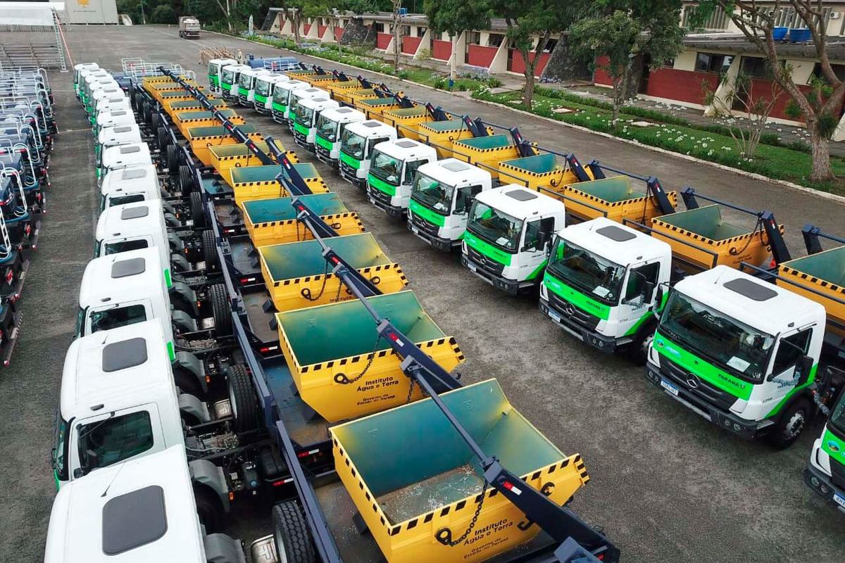 Governador entrega 165 caminhões para reforçar ações ambientais em 132 municípios
