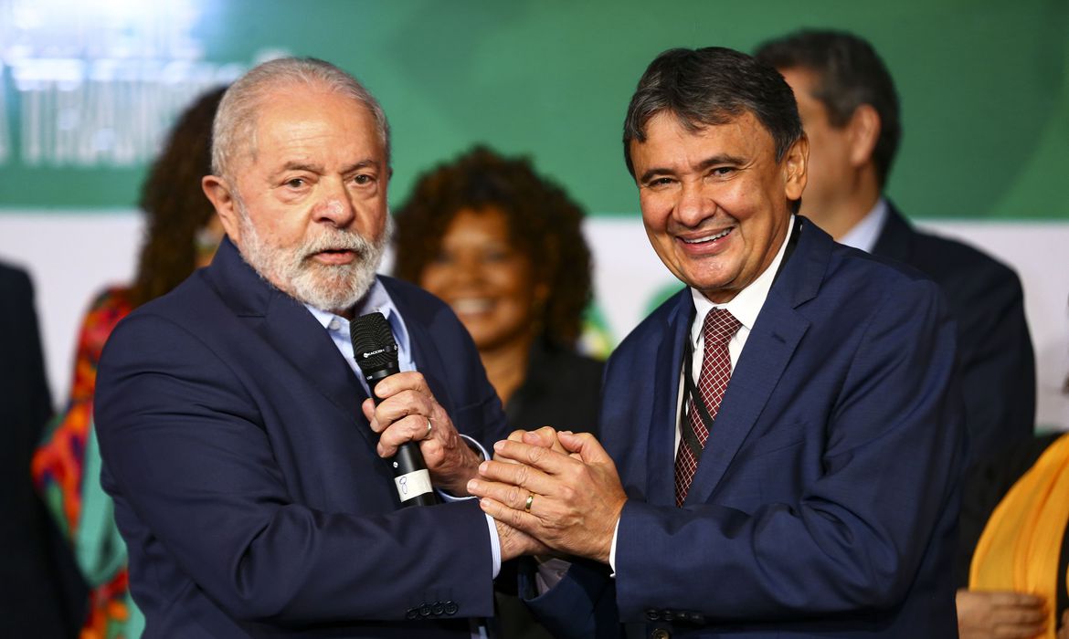 Cadastro Único de programas sociais será atualizado, diz novo ministro