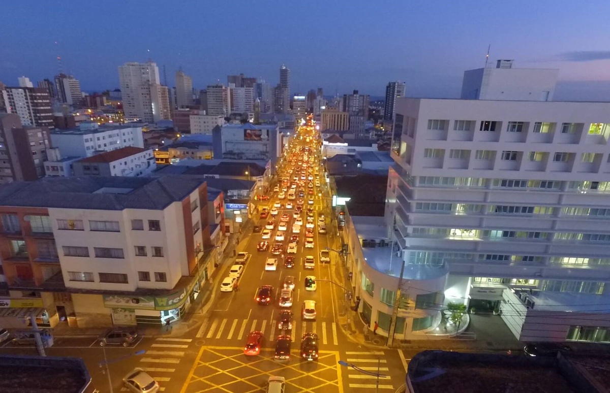 Em Ponta Grossa, tempo médio de abertura de empresa é de cinco horas