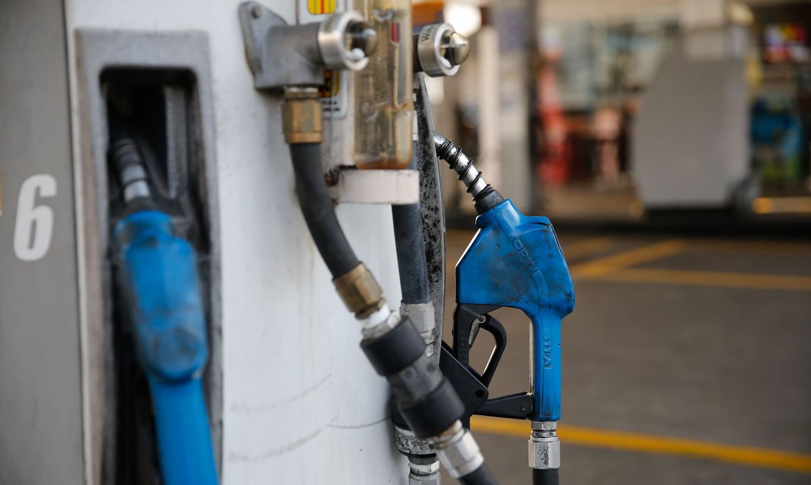 Petrobras reduz nesta quarta (1º) preços da gasolina A e do diesel A