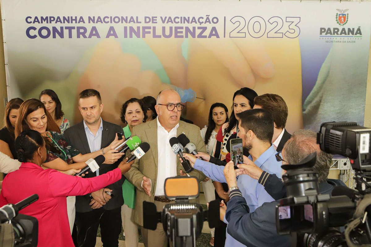 Com objetivo de alcançar 4,6 milhões de pessoas, Paraná inicia vacinação contra a gripe