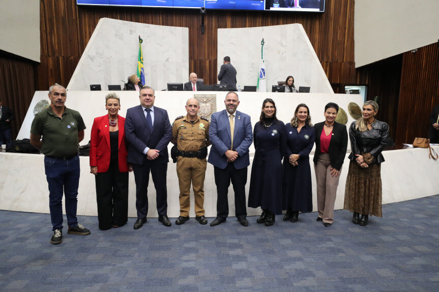 Curso de capacitação em segurança escolar da Polícia Militar é apresentado na Assembleia