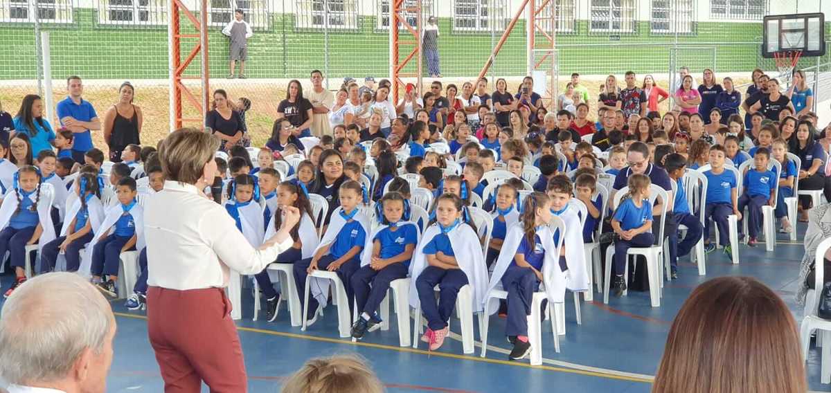 Prefeitura inaugura mais uma escola, agora no Jardim Amália II
