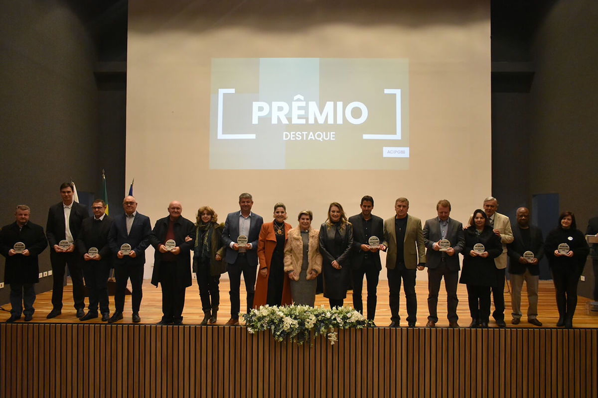 Em seus 101 anos, ACIPG premia empresas destaques