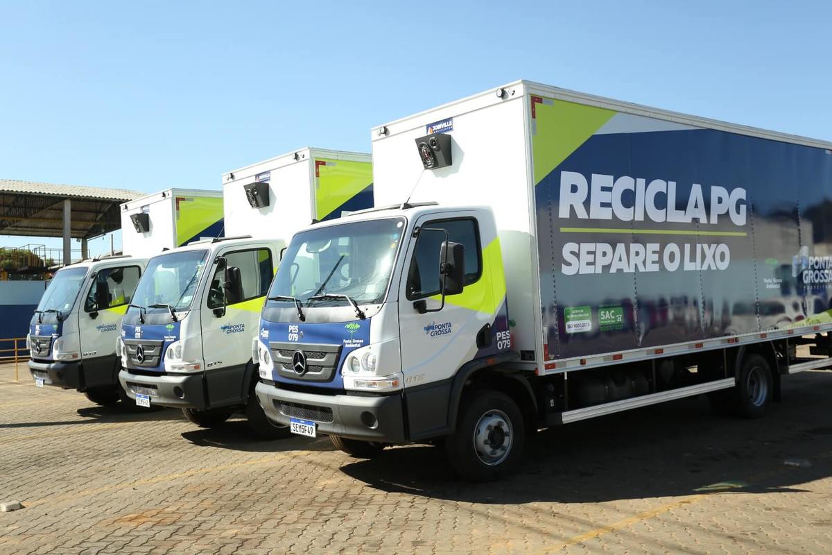 Coleta seletiva conta com três novos caminhões em Ponta Grossa