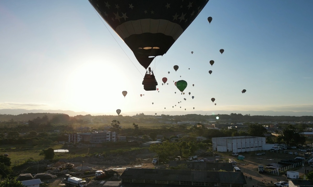 Ponta Grossa recebe o 1º Festival de Balonismo no Centro de Eventos