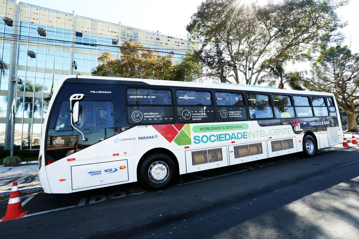 Ponta Grossa inicia testes com ônibus movido a gás