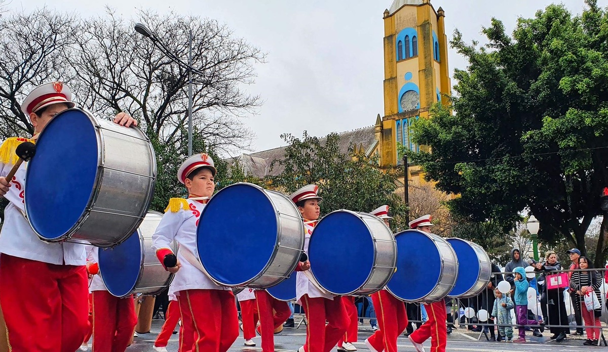 Desfile dos 200 anos de Ponta Grossa registra recorde de inscrições