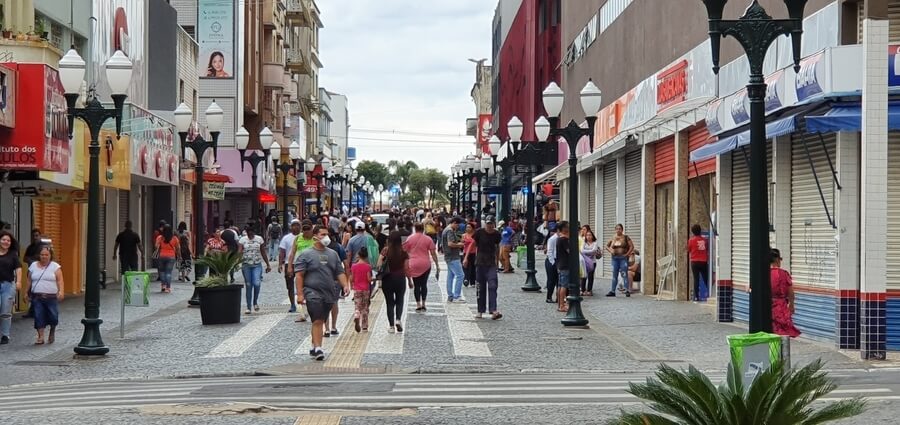 Consumidor ponta-grossense pretende gastar mais no Dia das Crianças