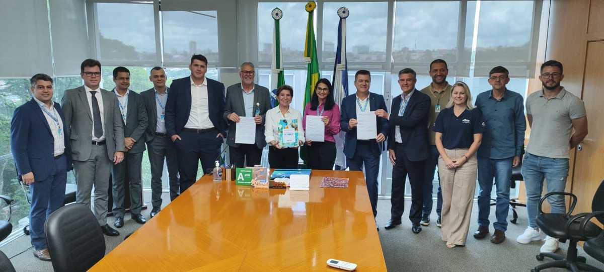 Prefeitura assina contrato com a Caixa para a construção de 64 casas